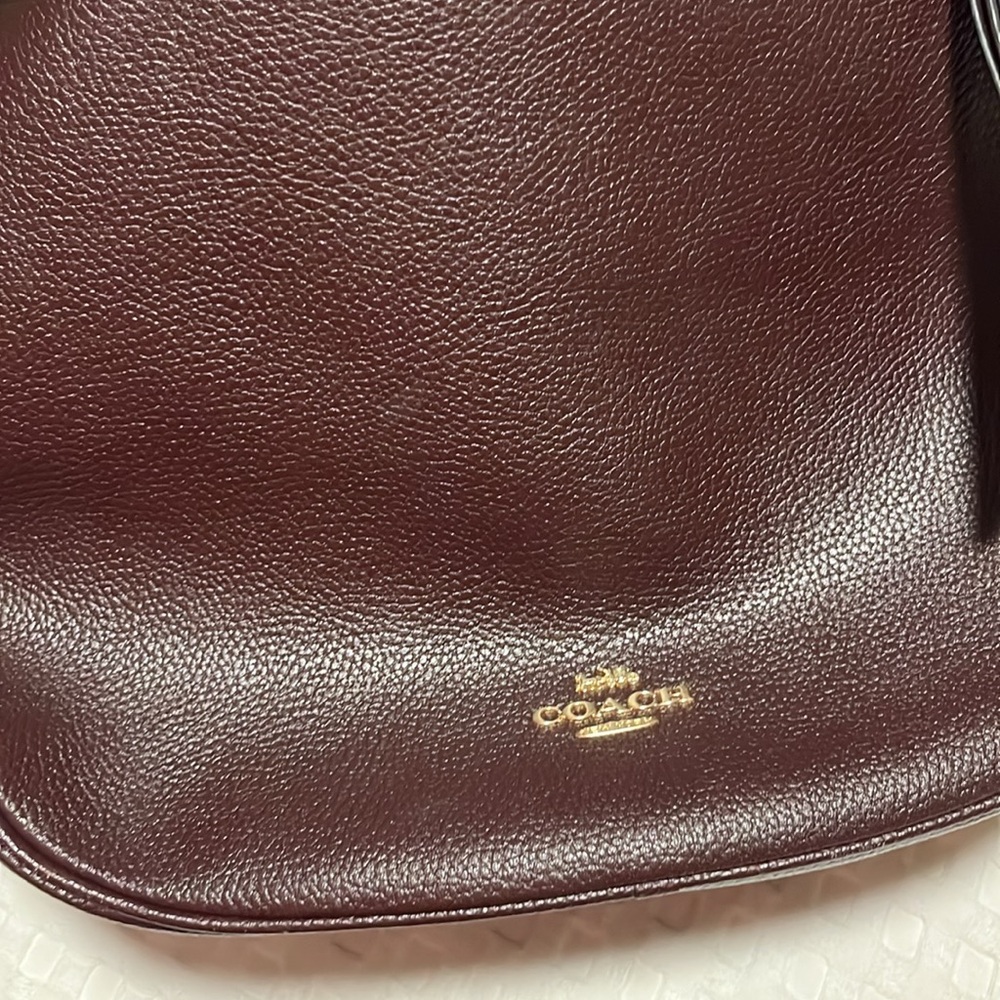 Coach Burgundy Leather Hobo Bag with Gold Hardware - Picture 2 of 7
